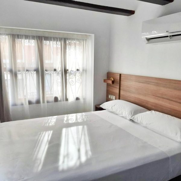 Hotel 19-30 Valencia Bedroom