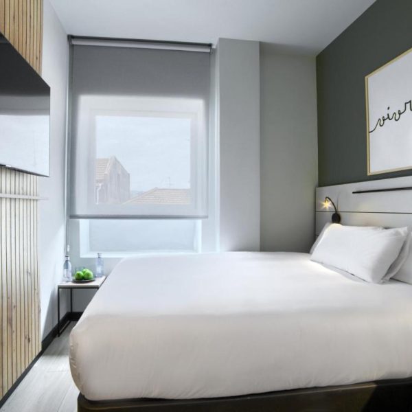 Hotel Bed4U Bilbao Bedroom
